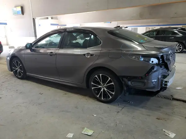 4T1B11HK3KU686429 2019 TOYOTA CAMRY - Image 2