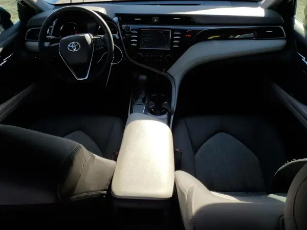 4T1B11HK3KU689945 2019 TOYOTA CAMRY - Image 8