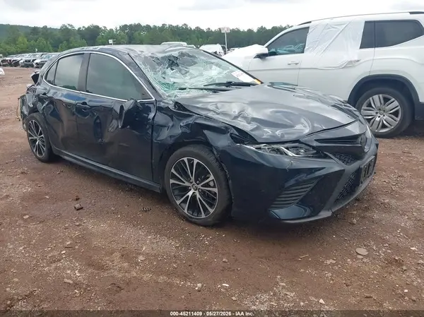 4T1B11HK3KU692263 2019 TOYOTA CAMRY - Image 1