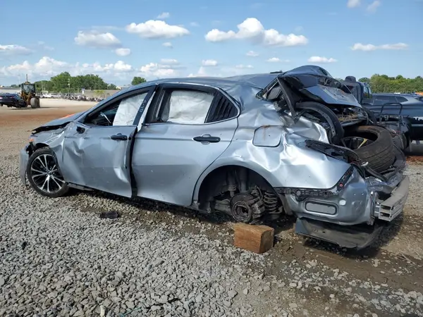 4T1B11HK3KU693879 2019 TOYOTA CAMRY - Image 2