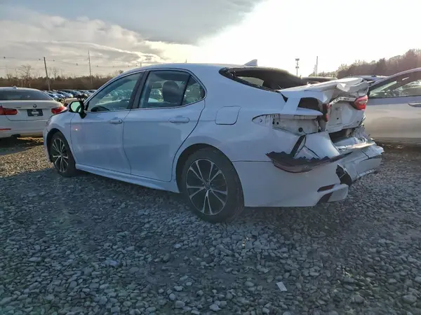 4T1B11HK3KU694143 2019 TOYOTA CAMRY - Image 2