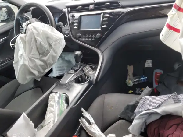 4T1B11HK3KU696443 2019 TOYOTA CAMRY - Image 8