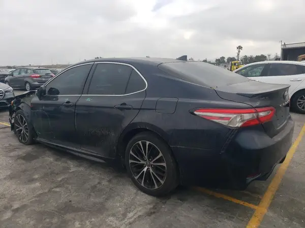 4T1B11HK3KU700135 2019 TOYOTA CAMRY - Image 2