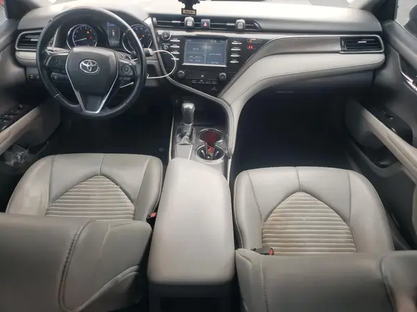 4T1B11HK3KU700135 2019 TOYOTA CAMRY - Image 8