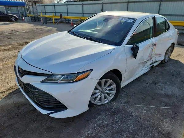 4T1B11HK3KU700619 2019 TOYOTA CAMRY - Image 1