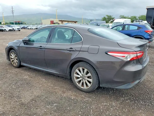 4T1B11HK3KU700782 2019 TOYOTA CAMRY - Image 2