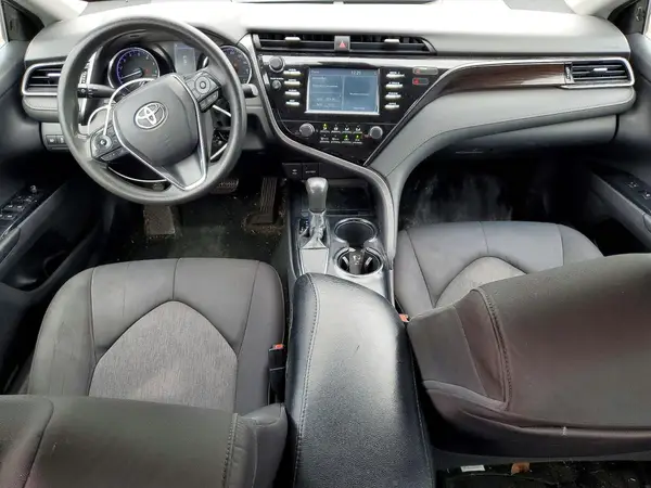 4T1B11HK3KU700782 2019 TOYOTA CAMRY - Image 8
