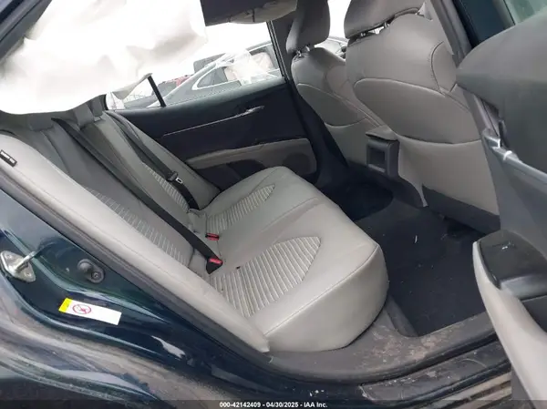 4T1B11HK3KU702368 2019 TOYOTA CAMRY - Image 8