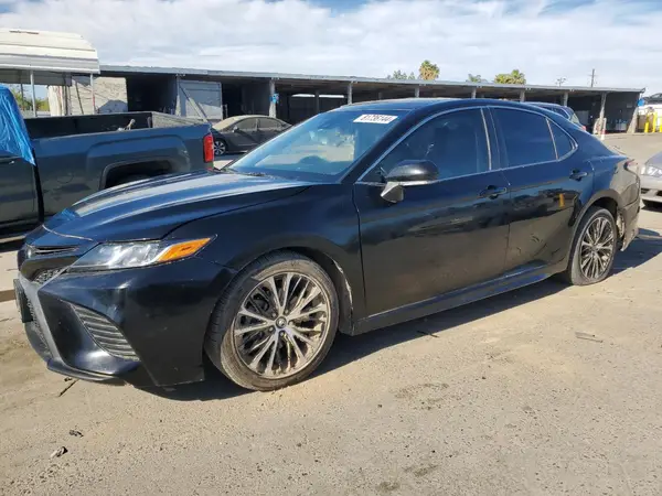 4T1B11HK3KU702466 2019 TOYOTA CAMRY - Image 1