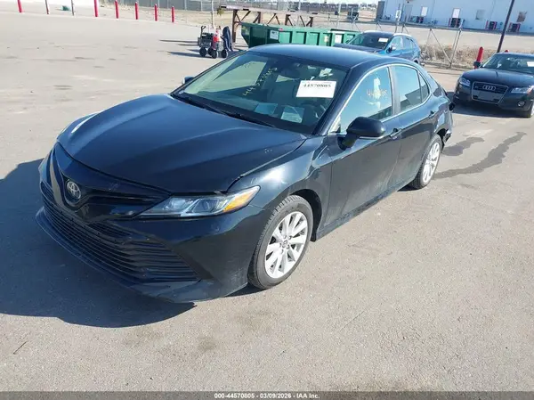 4T1B11HK3KU705416 2019 TOYOTA CAMRY - Image 2
