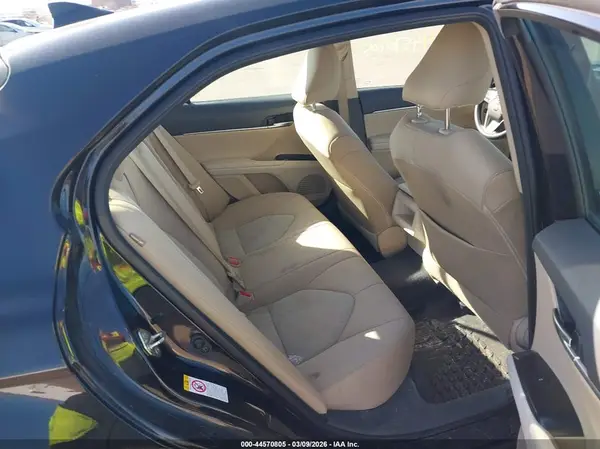 4T1B11HK3KU705416 2019 TOYOTA CAMRY - Image 8