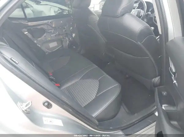 4T1B11HK3KU712432 2019 TOYOTA CAMRY - Image 8