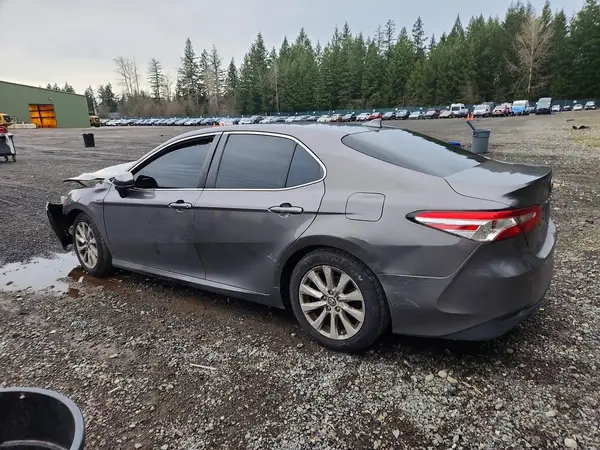 4T1B11HK3KU719249 2019 TOYOTA CAMRY - Image 2