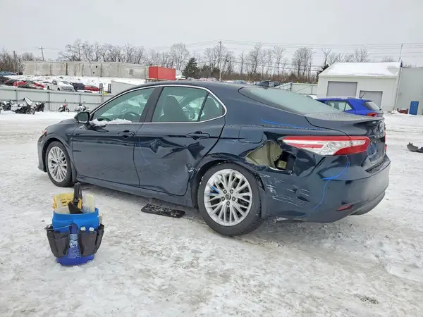 4T1B11HK3KU723317 2019 TOYOTA CAMRY - Image 2