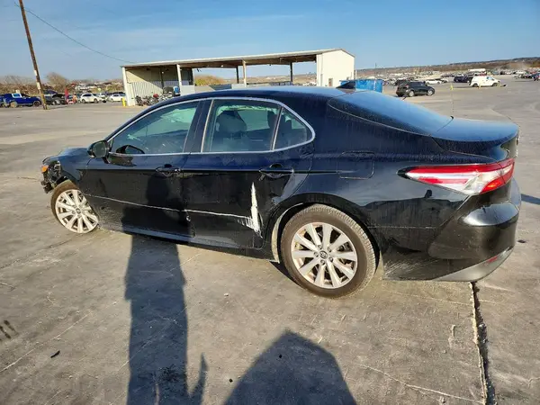 4T1B11HK3KU724869 2019 TOYOTA CAMRY - Image 2
