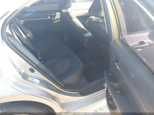 4T1B11HK3KU725181 2019 TOYOTA CAMRY - Image 8