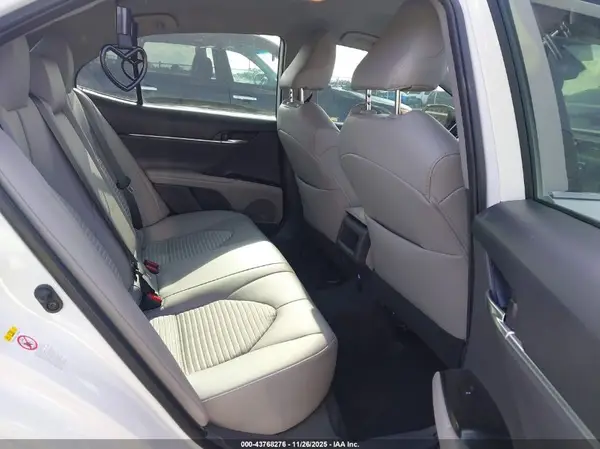 4T1B11HK3KU725326 2019 TOYOTA CAMRY - Image 8