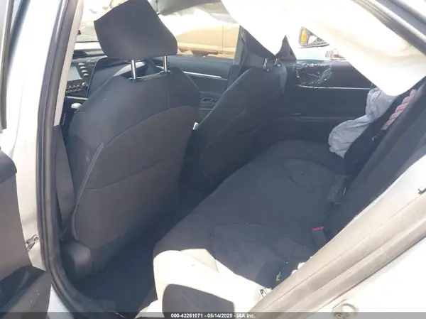 4T1B11HK3KU729666 2019 TOYOTA CAMRY - Image 8