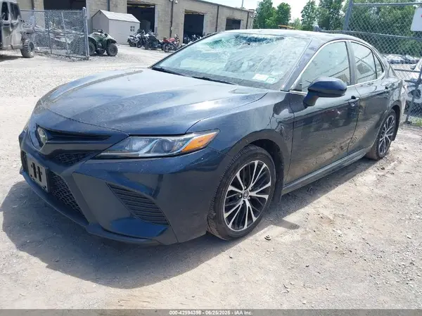4T1B11HK3KU730199 2019 TOYOTA CAMRY - Image 2