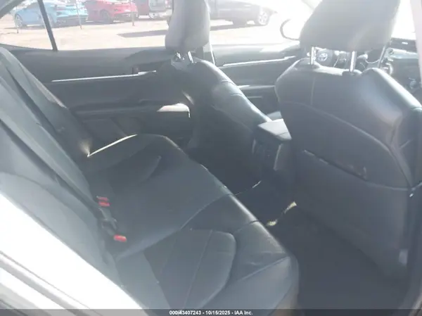 4T1B11HK3KU735161 2019 TOYOTA CAMRY - Image 8