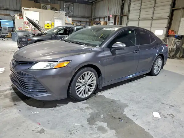 4T1B11HK3KU737105 2019 TOYOTA CAMRY - Image 1