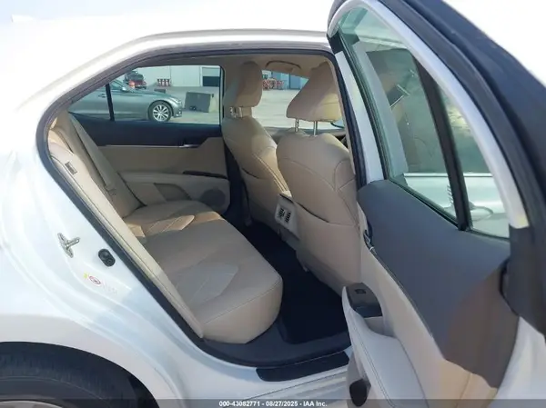 4T1B11HK3KU738481 2019 TOYOTA CAMRY - Image 8