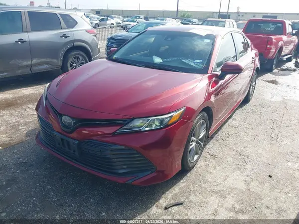 4T1B11HK3KU741140 2019 TOYOTA CAMRY - Image 2
