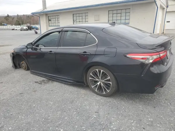 4T1B11HK3KU745365 2019 TOYOTA CAMRY - Image 2