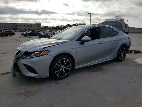 4T1B11HK3KU745592 2019 TOYOTA CAMRY - Image 1