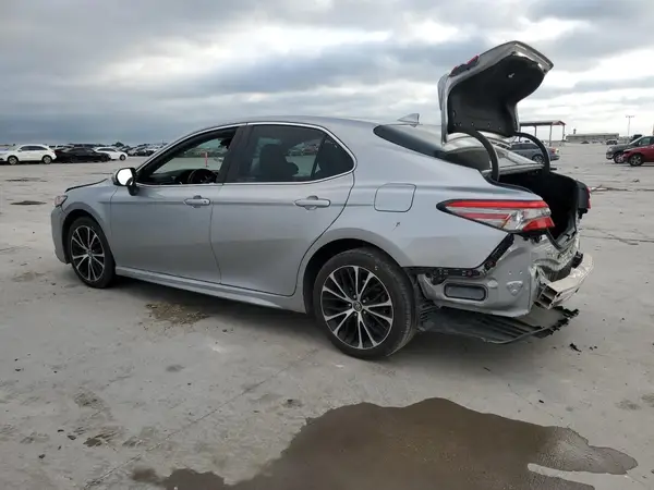 4T1B11HK3KU745592 2019 TOYOTA CAMRY - Image 2