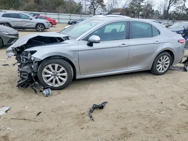 4T1B11HK3KU746273 2019 TOYOTA CAMRY - Image 1