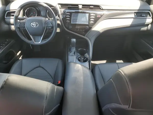 4T1B11HK3KU749285 2019 TOYOTA CAMRY - Image 8