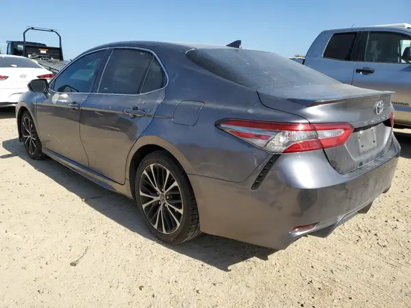 4T1B11HK3KU749464 2019 TOYOTA CAMRY - Image 2