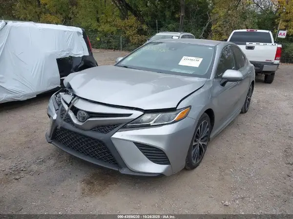 4T1B11HK3KU751151 2019 TOYOTA CAMRY - Image 2