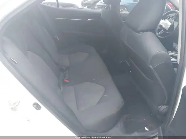 4T1B11HK3KU752249 2019 TOYOTA CAMRY - Image 8