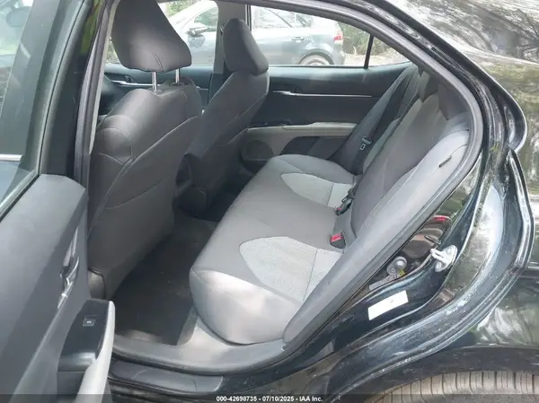 4T1B11HK3KU752803 2019 TOYOTA CAMRY - Image 8