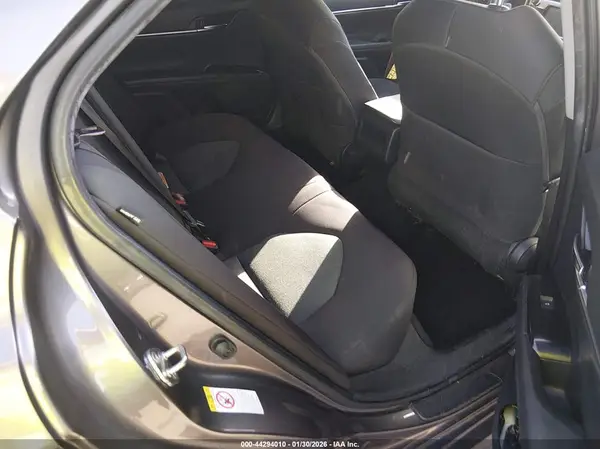 4T1B11HK3KU754406 2019 TOYOTA CAMRY - Image 8
