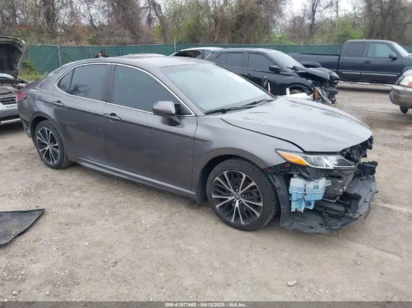 4T1B11HK3KU755068 2019 TOYOTA CAMRY - Image 1