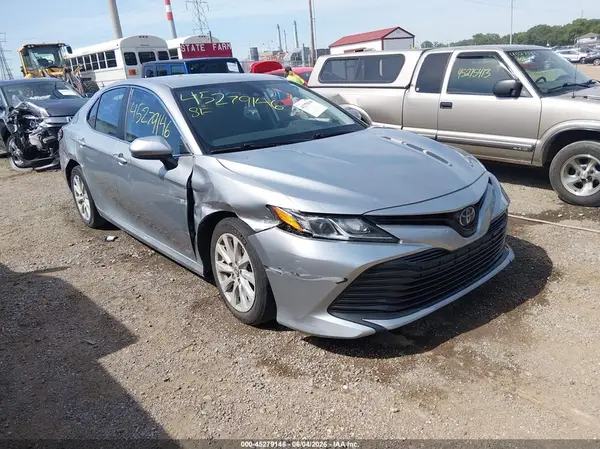 4T1B11HK3KU755541 2019 TOYOTA CAMRY - Image 1
