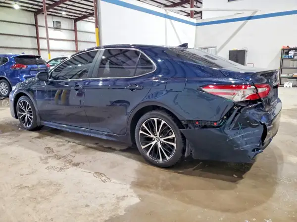 4T1B11HK3KU756947 2019 TOYOTA CAMRY - Image 2