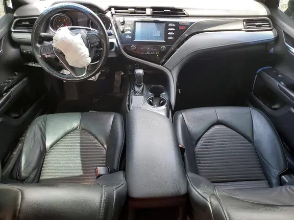 4T1B11HK3KU757726 2019 TOYOTA CAMRY - Image 8