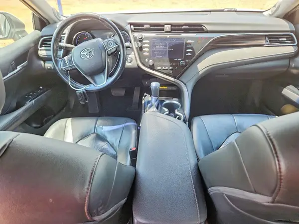 4T1B11HK3KU758939 2019 TOYOTA CAMRY - Image 8