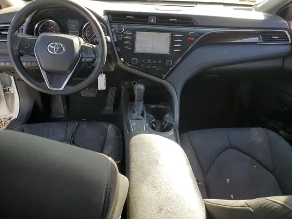 4T1B11HK3KU759069 2019 TOYOTA CAMRY - Image 8