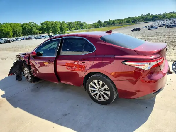 4T1B11HK3KU759072 2019 TOYOTA CAMRY - Image 2