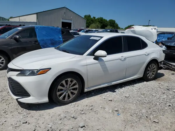 4T1B11HK3KU759086 2019 TOYOTA CAMRY - Image 1