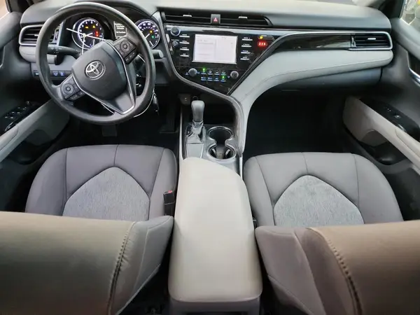 4T1B11HK3KU759556 2019 TOYOTA CAMRY - Image 8
