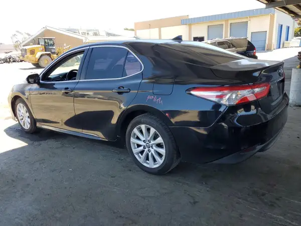 4T1B11HK3KU760206 2019 TOYOTA CAMRY - Image 2