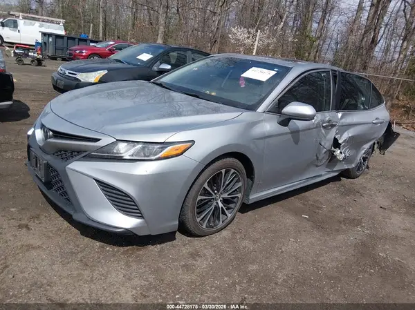 4T1B11HK3KU761534 2019 TOYOTA CAMRY - Image 2
