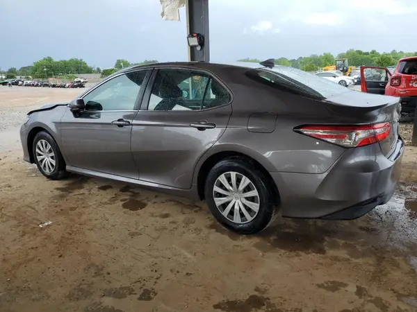 4T1B11HK3KU769293 2019 TOYOTA CAMRY - Image 2