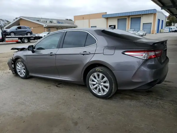 4T1B11HK3KU779421 2019 TOYOTA CAMRY - Image 2